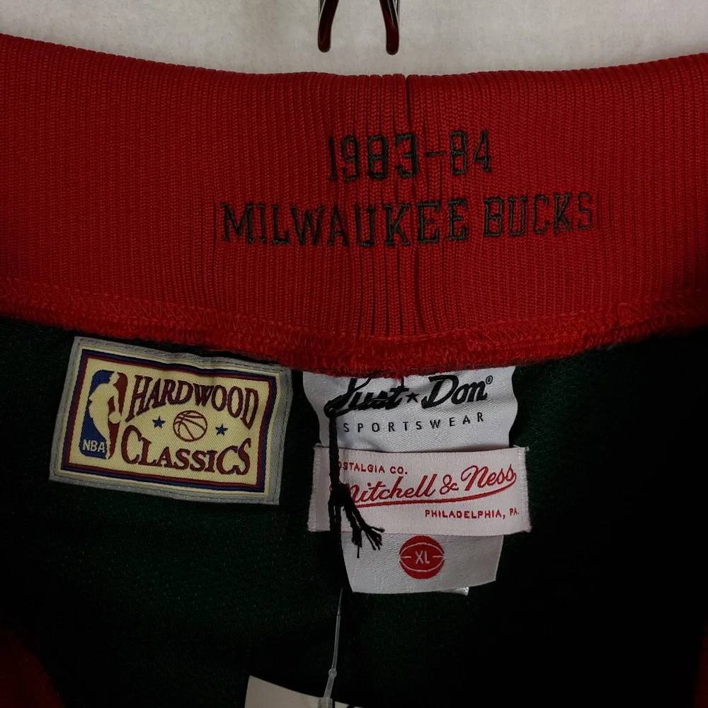 Just Don Milwaukee Bucks Mitchell & Ness NBA‎ XL XLarge Jersey Pants Green NWT